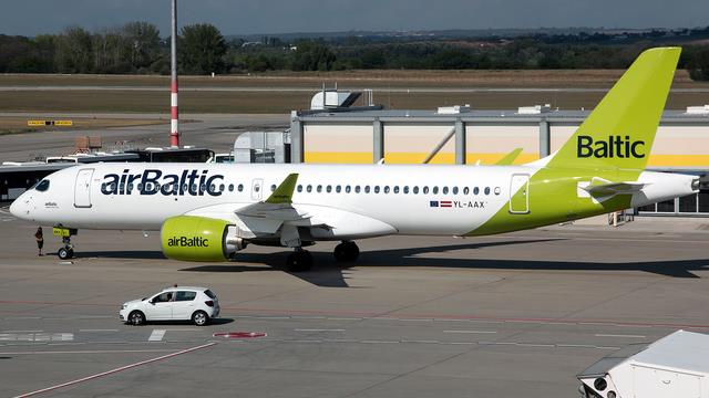 YL-AAX::airBaltic